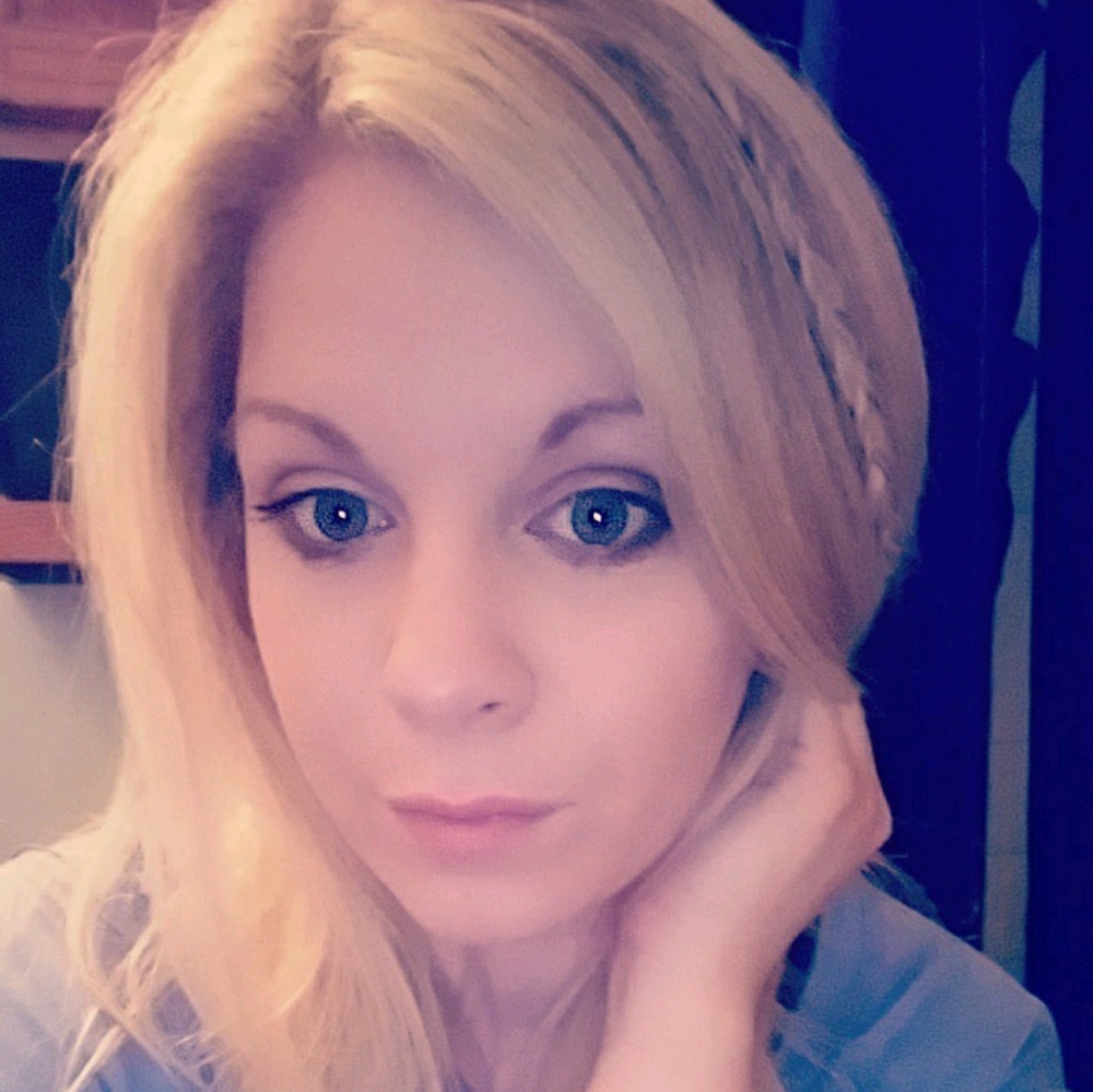 Poshmark seller, Kristin